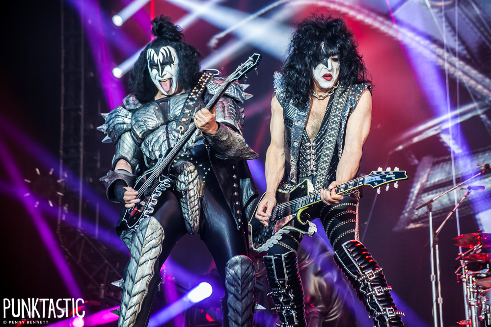 KISS-5.jpg