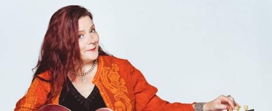 Alligator Records Signs Carolyn Wonderland Texas Guitar Slinger, Singer, Songwriter Alligator Records Signs Carolyn Wonderland Texas Guitar Slinger, Singer, Songwriter