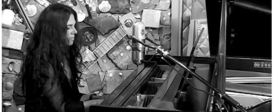 Brilliant Blues-Rock Vocalist Sari Schorr Releases New Single ”Where Did You Sleep Last Night?” Brilliant Blues-Rock Vocalist Sari Schorr Releases New Single ”Where Did You Sleep Last Night?”