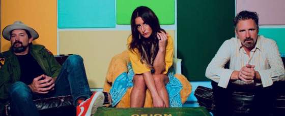 Love By Numb3rs Share New Video for “Colours” Love By Numb3rs Share New Video for “Colours”