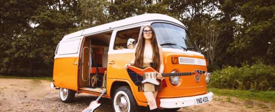 Arielle Announces U.S. Tour 2022 With Innovative VIP “Guitar Petting Zoo” Arielle Announces U.S. Tour 2022 With Innovative VIP “Guitar Petting Zoo”