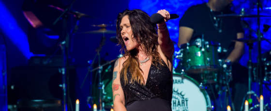 Gig Review: Beth Hart with Arielle, Cambridge Corn Exchange, Cambridge, UK Gig Review: Beth Hart with Arielle, Cambridge Corn Exchange, Cambridge, UK